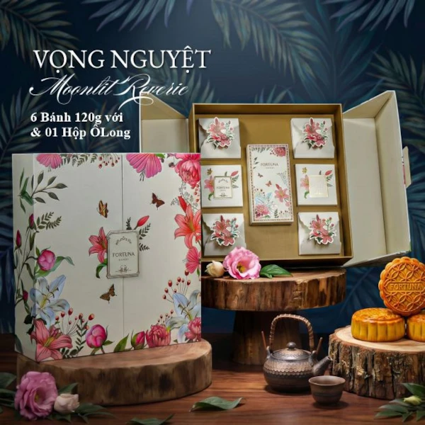 Bánh Trung thu khách sạn Fortuna Hộp Vọng Nguyệt